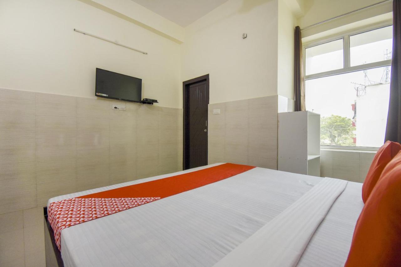 Flagship 75751 Hotel Surya Bahadrabad Zewnętrze zdjęcie