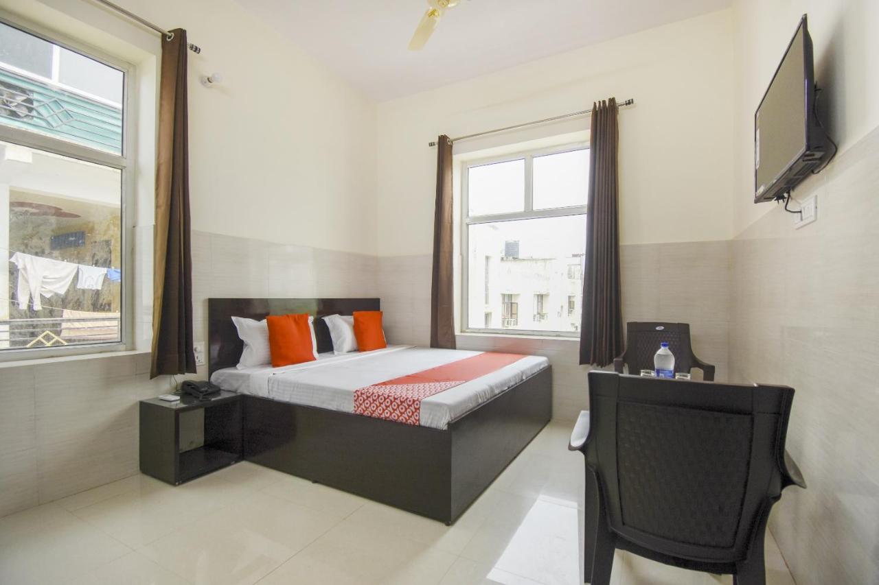 Flagship 75751 Hotel Surya Bahadrabad Zewnętrze zdjęcie